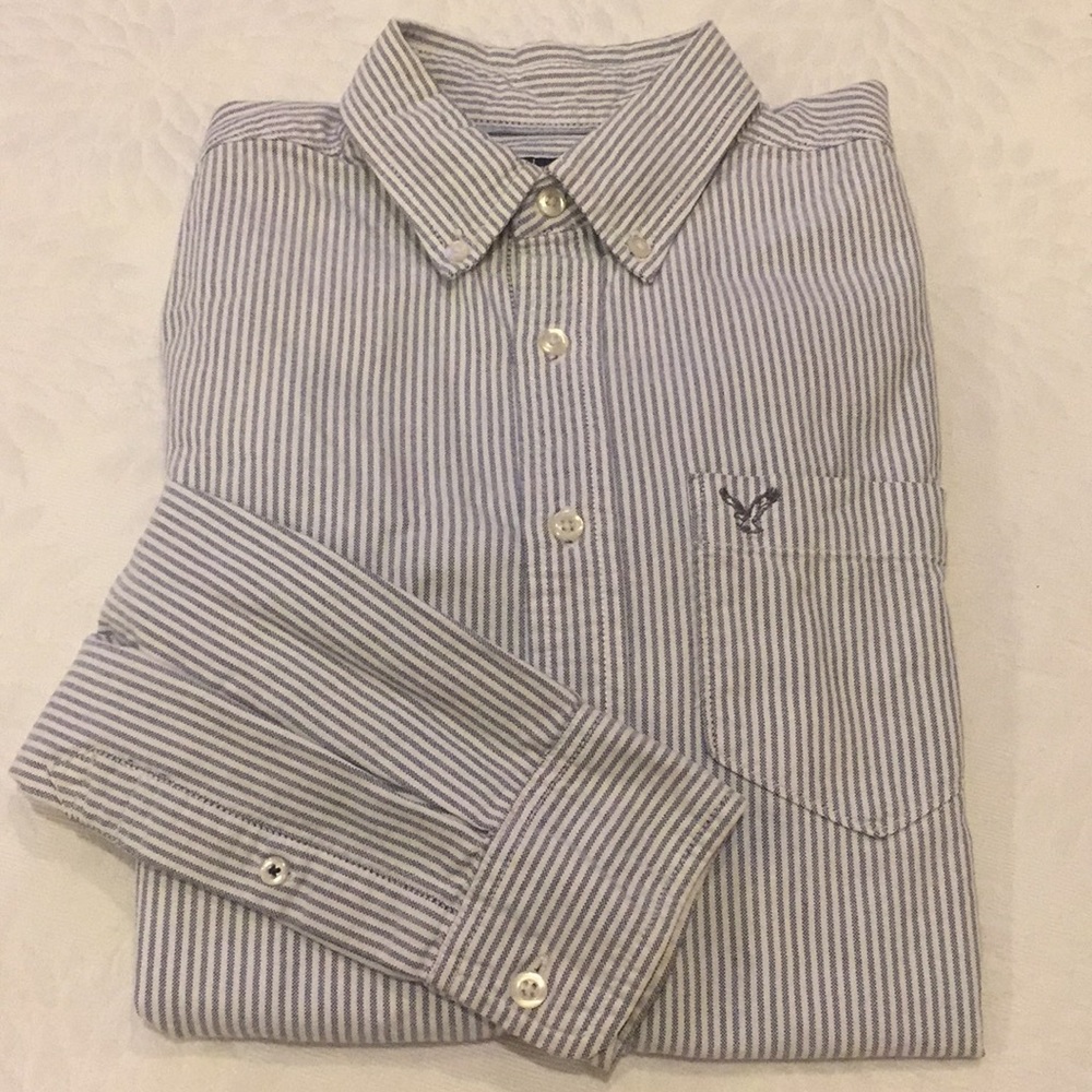 American Eagle Blue/White Athletic Fit Button Up